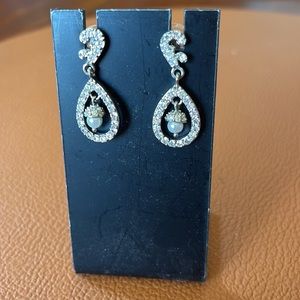 ROYAL WEDDING BRIDAL OAK LEAVES EARRINGS